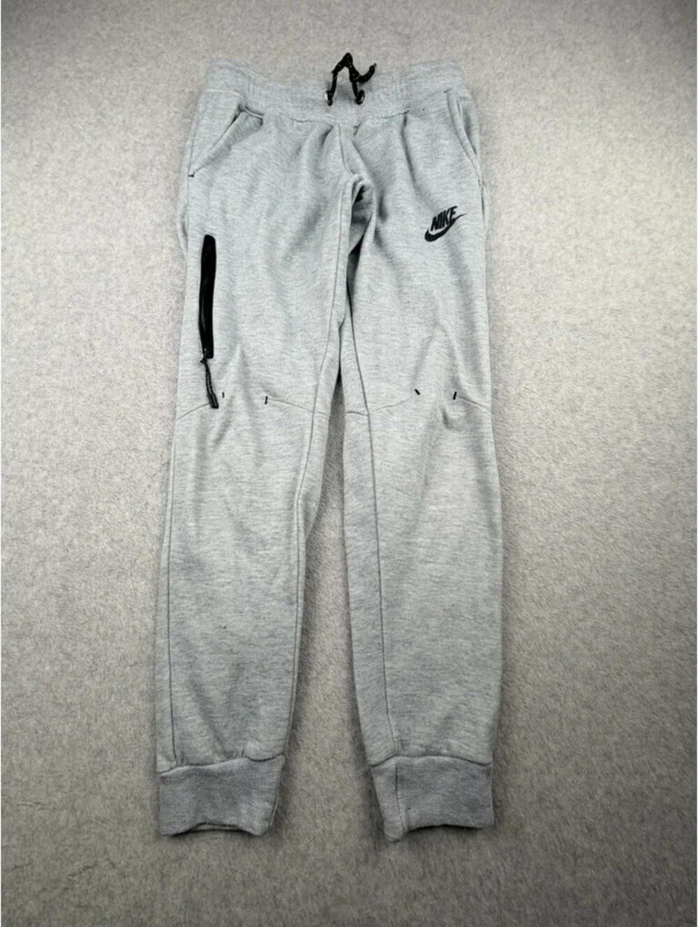 Nike Mens Tech Fleece Joggers Size M Gray Zipper Pocket Athletic Pants